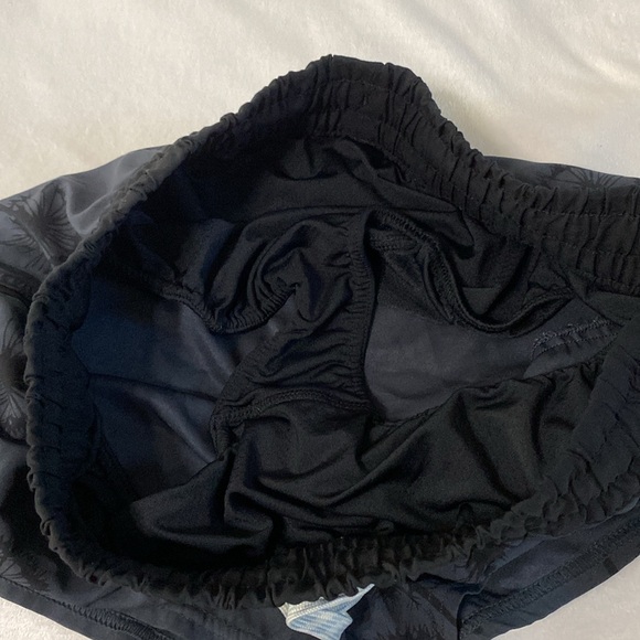 Vuori Clementine Short Size small - Picture 7 of 7